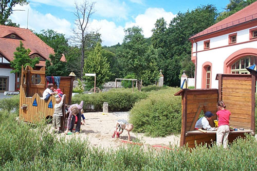 Spielplatz am Haus der Familie in St. Marienthal